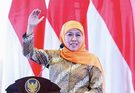 Khofifah Raih Penghargaan Tertinggi PGRI, Jatim Dinilai Konsisten Majukan Pendidikan